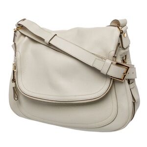 Tom Ford Chic Off-White Shoulder Bag
Pristine condition